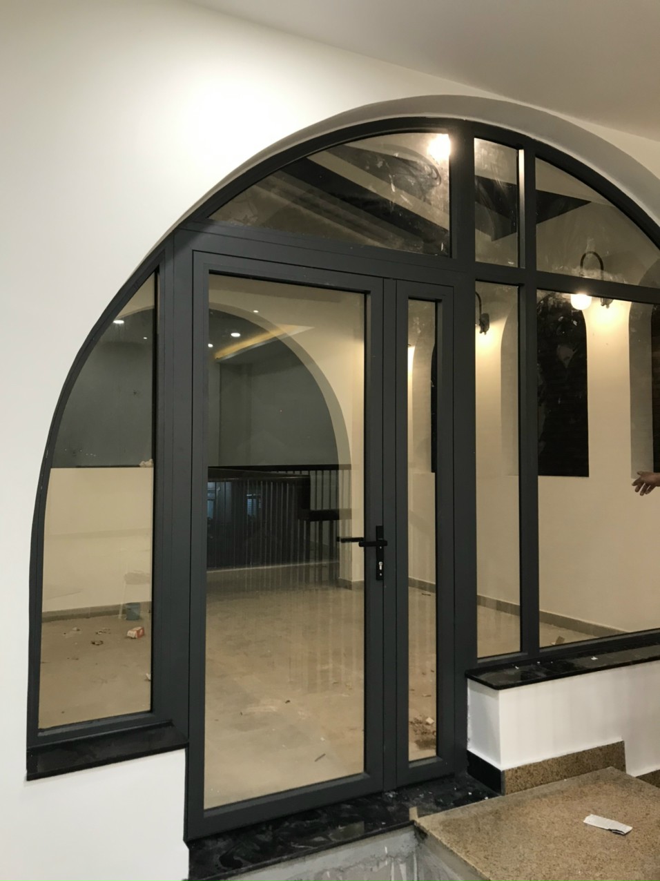 MỘT SỐ MẪU KÍNH MÀU ĐẸP ĐƯỢC YÊU THÍCH HIỆN NAY
